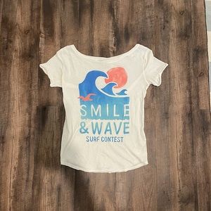 Hollister XS t-shirt smile and wave surf contest